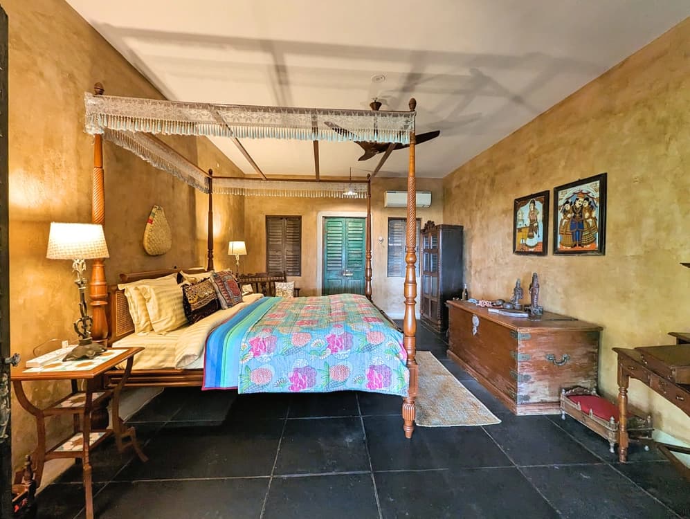 Four-Poster Bedroom