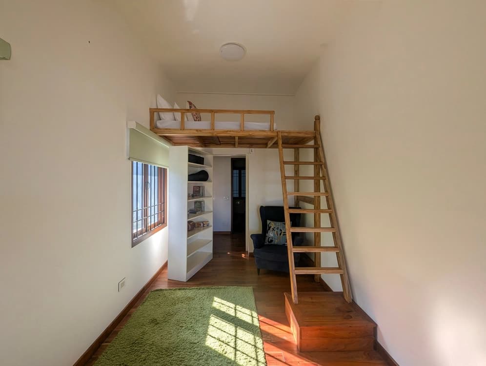 Childrens Bedroom