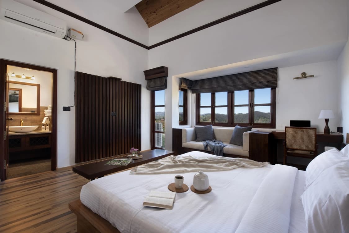 Left-Hand Ground Floor Room